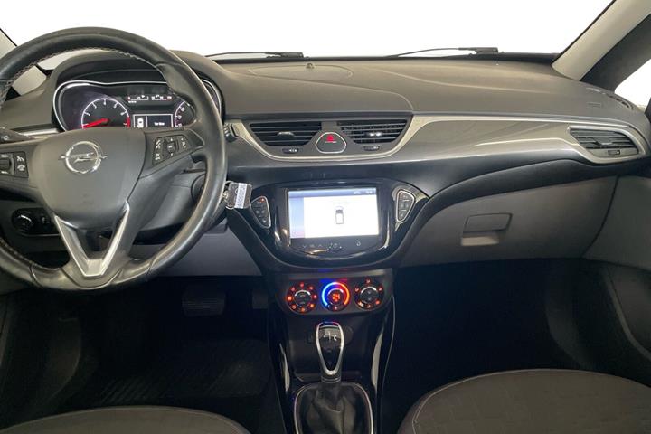 Sort Opel Corsa fra 2015