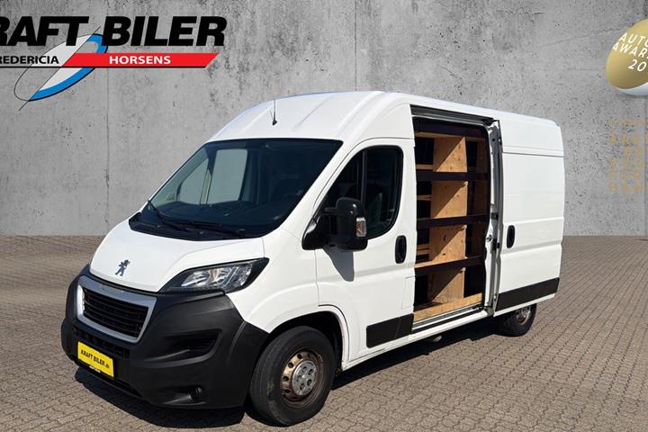 Hvid Peugeot Boxer 333 fra 2017