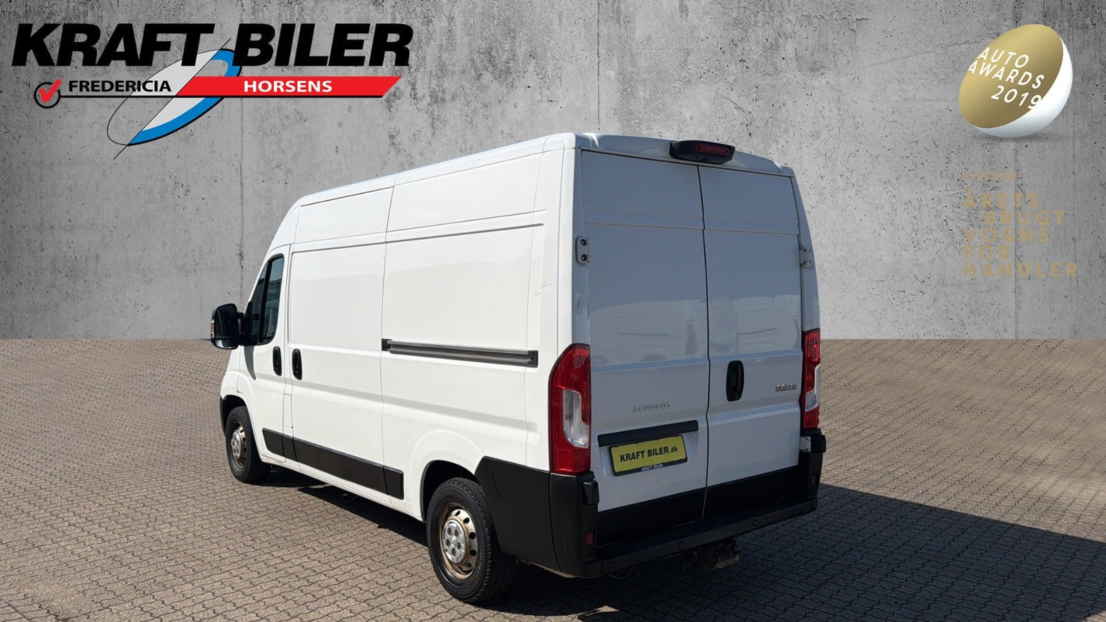 Hvid Peugeot Boxer 333 fra 2017