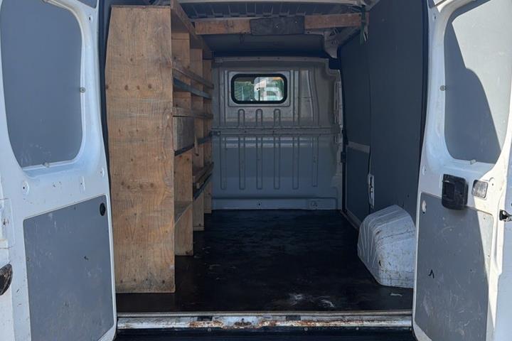 Hvid Peugeot Boxer 333 fra 2017