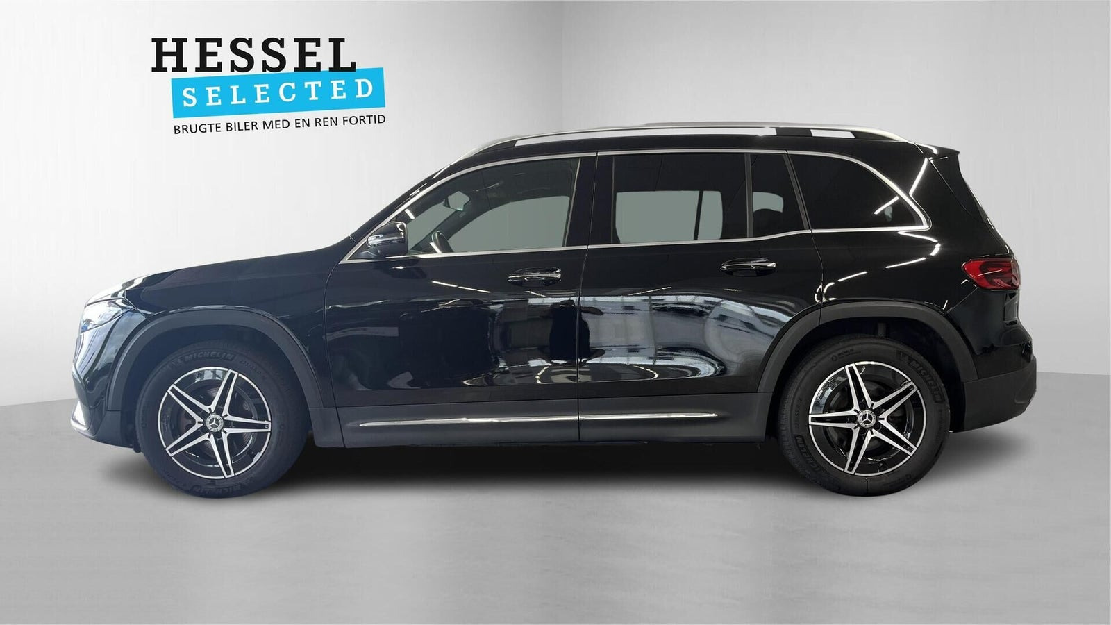 Sort Mercedes EQB250+ fra 2024