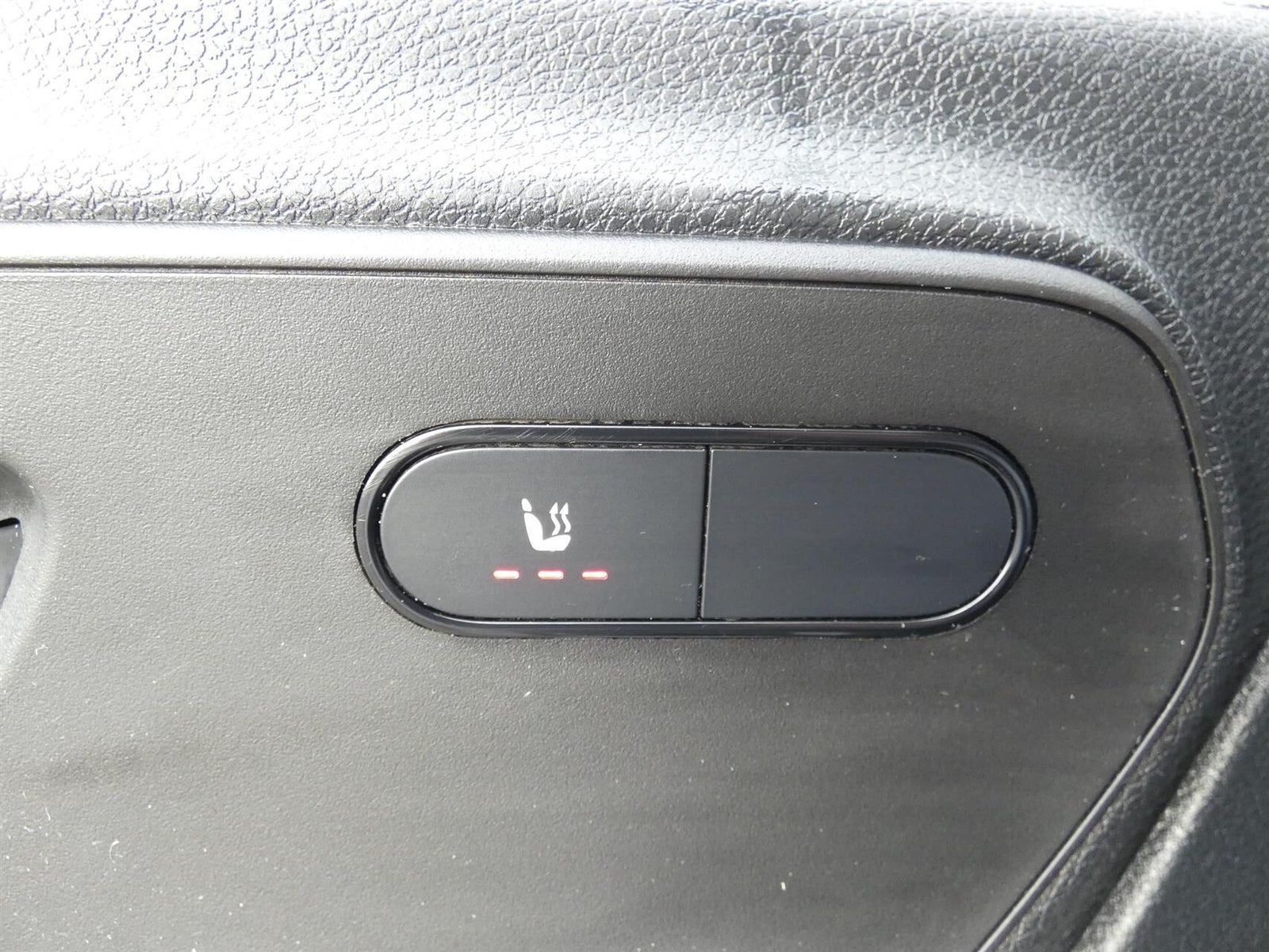 Hvid Mercedes Sprinter 317 fra 2024