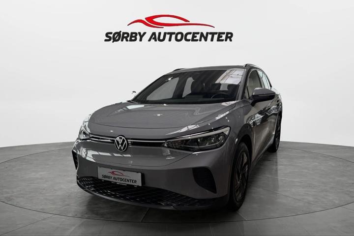 Grå VW ID.4 fra 2023 set udefra