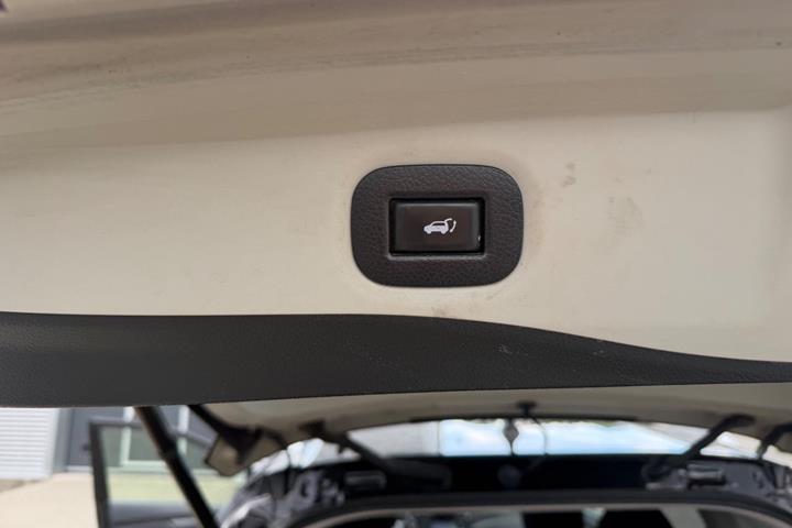 undefined Nissan X-Trail fra 2016
