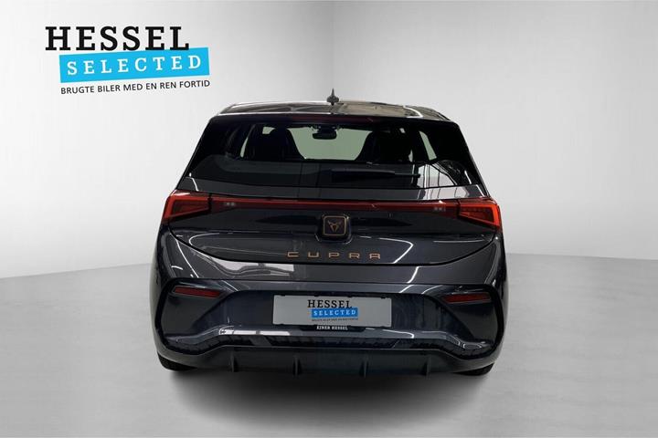 Grå Cupra Born fra 2022