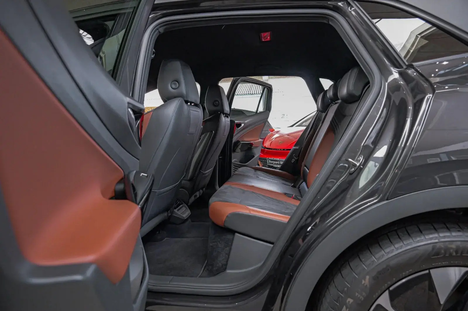 Grå VW ID.4 fra 2021