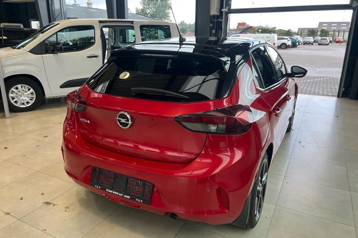 Rød Opel Corsa fra 2021