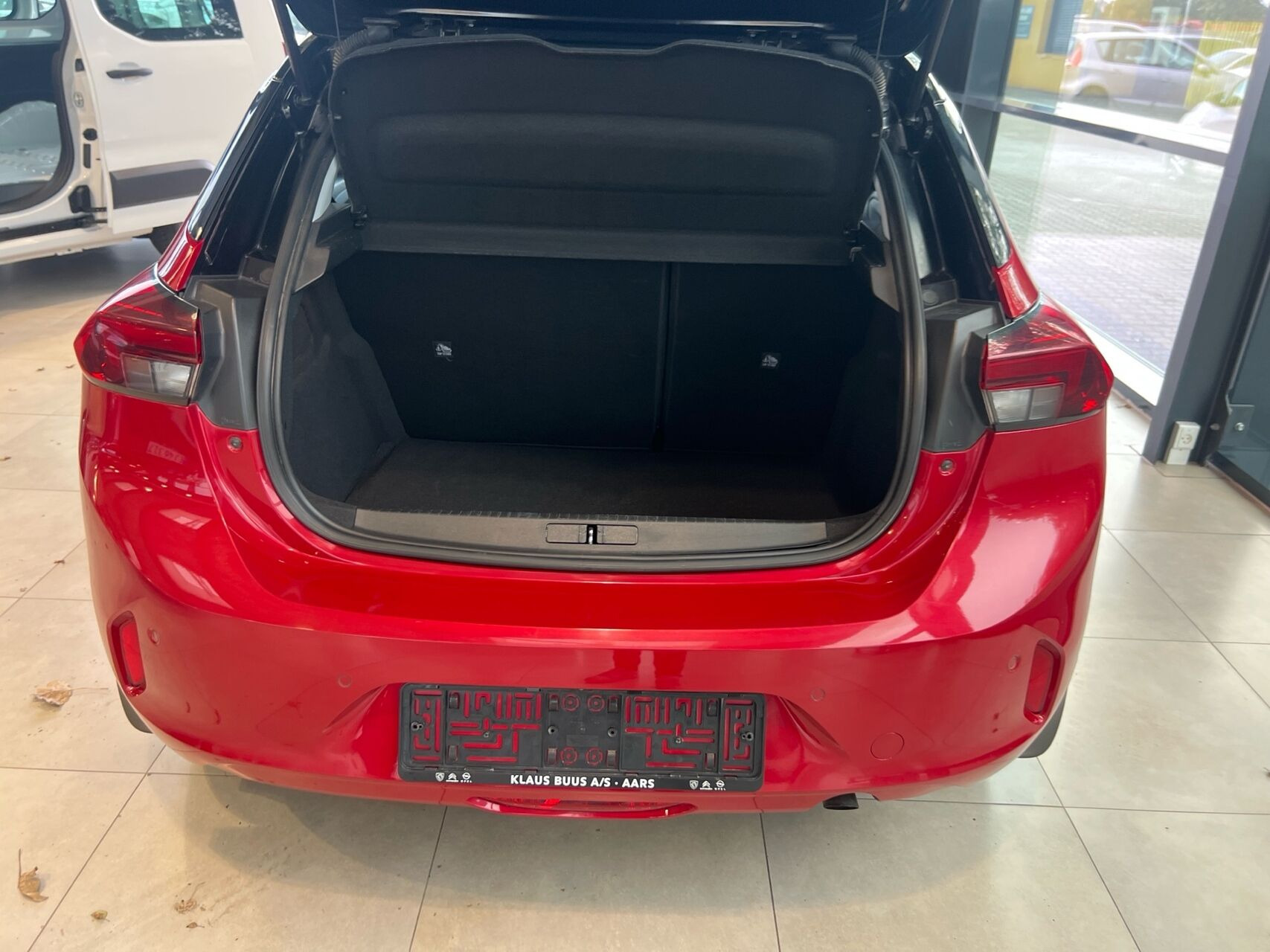 Rød Opel Corsa fra 2021