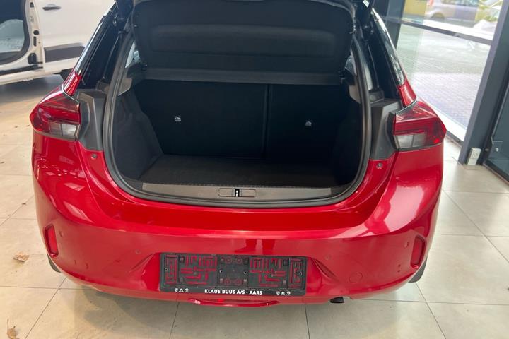 Rød Opel Corsa fra 2021