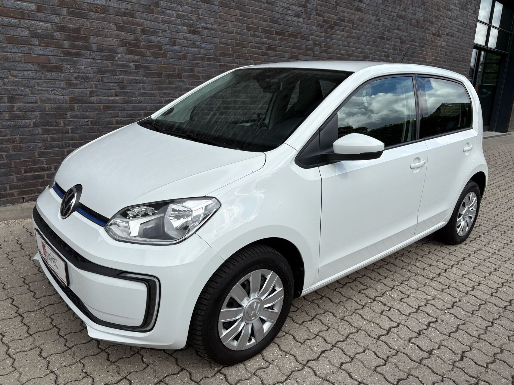 VW e-up EL 83HK 5d Aut.