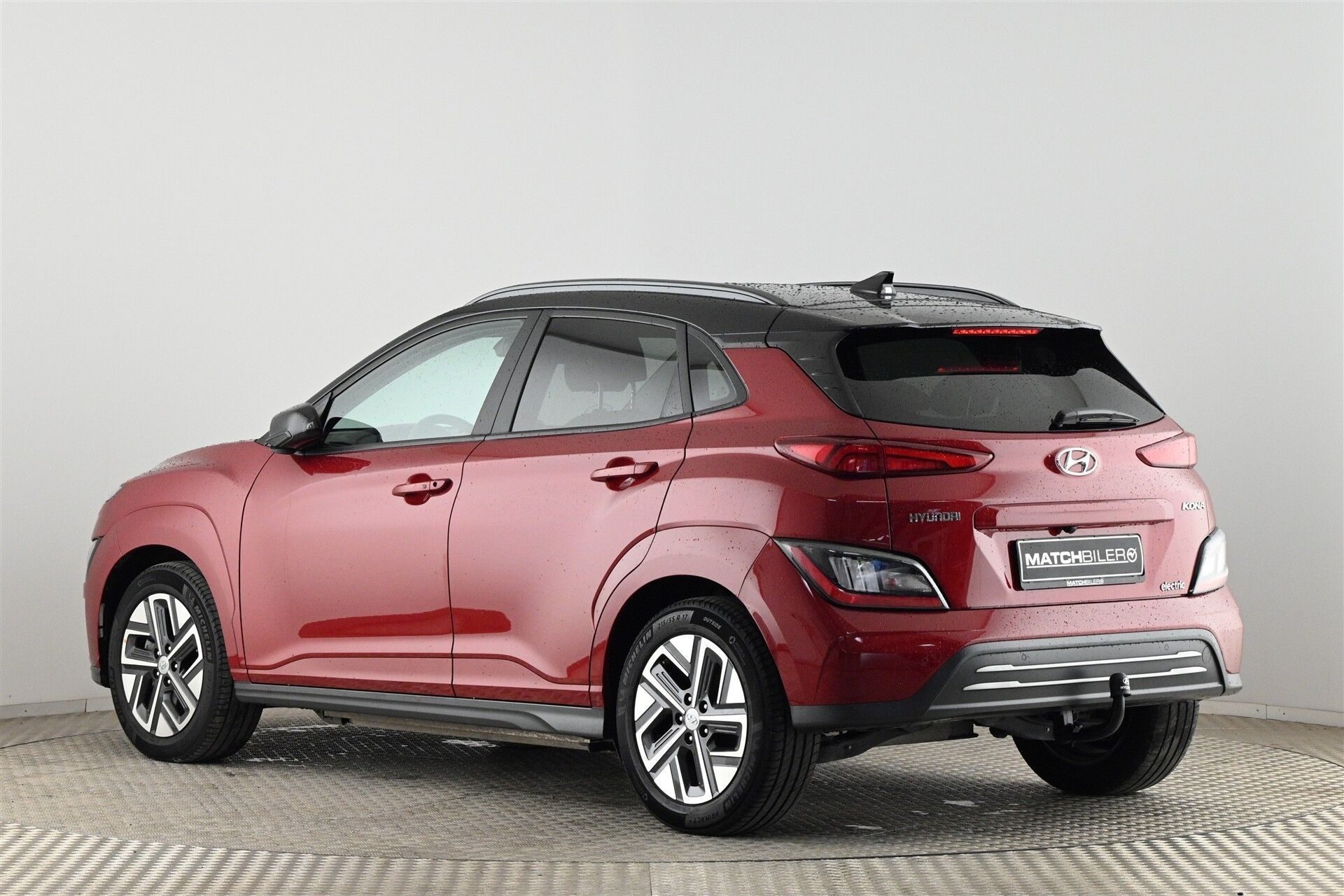 Rød Hyundai Kona fra 2022