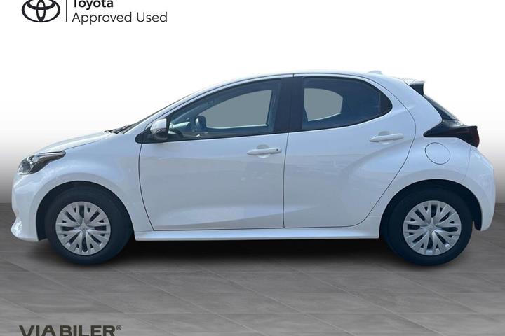 Hvid Toyota Yaris fra 2022