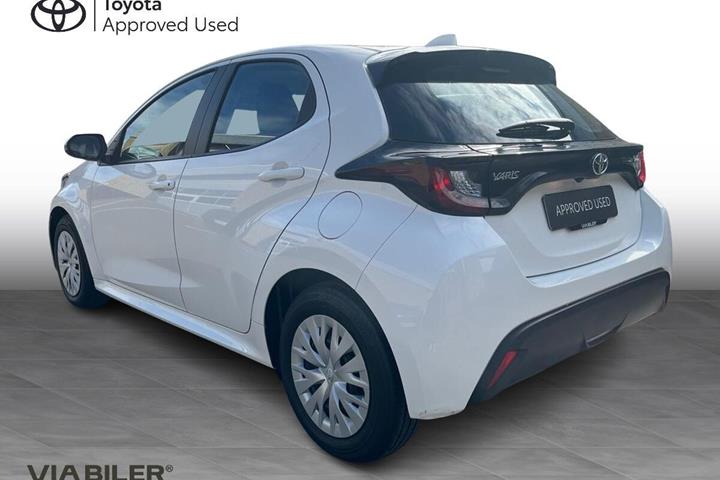 Hvid Toyota Yaris fra 2022