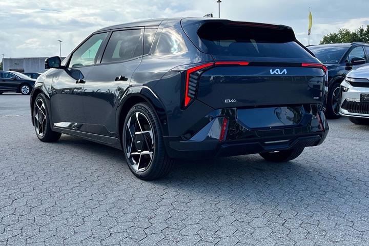 undefined Kia EV4 fra 2026