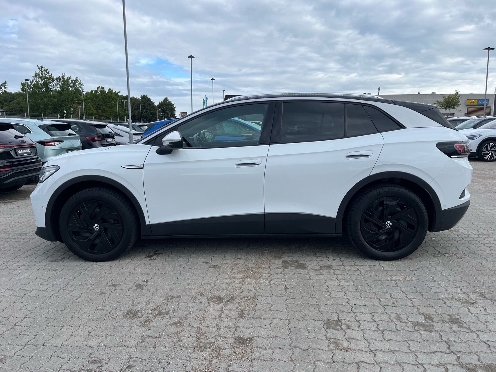 Hvid VW ID.4 fra 2023