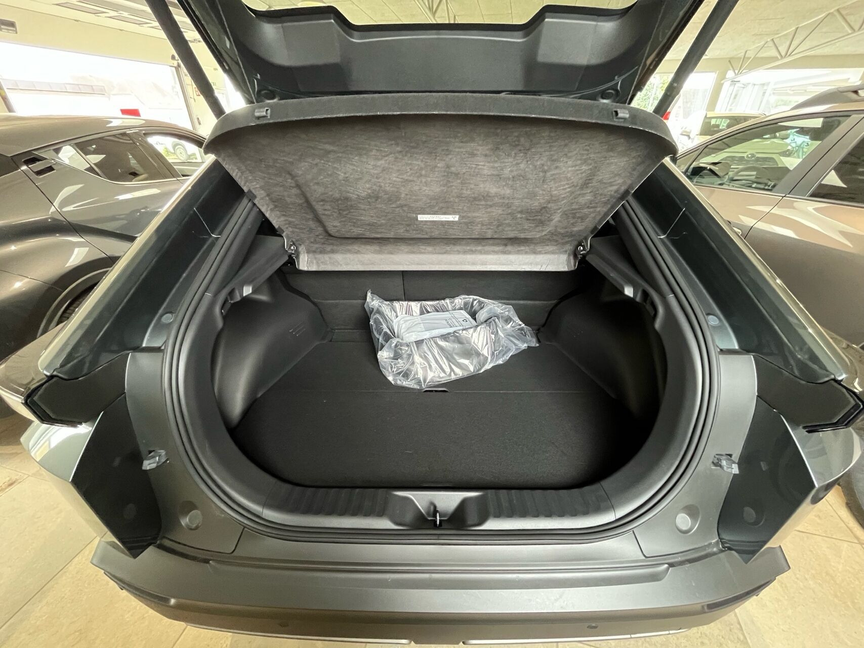 undefined Toyota C-HR+ fra 2026