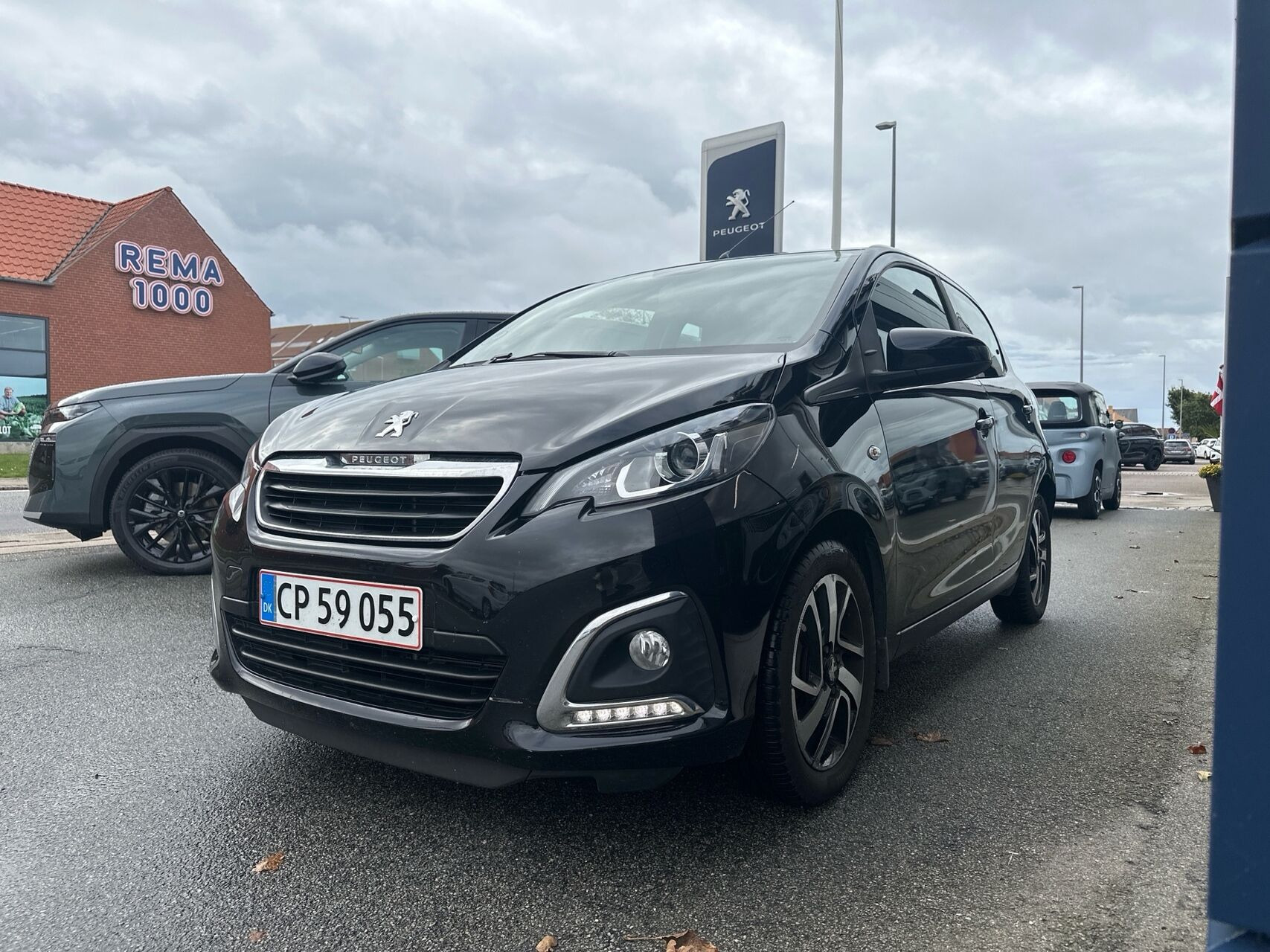 Sort Peugeot 108 fra 2020