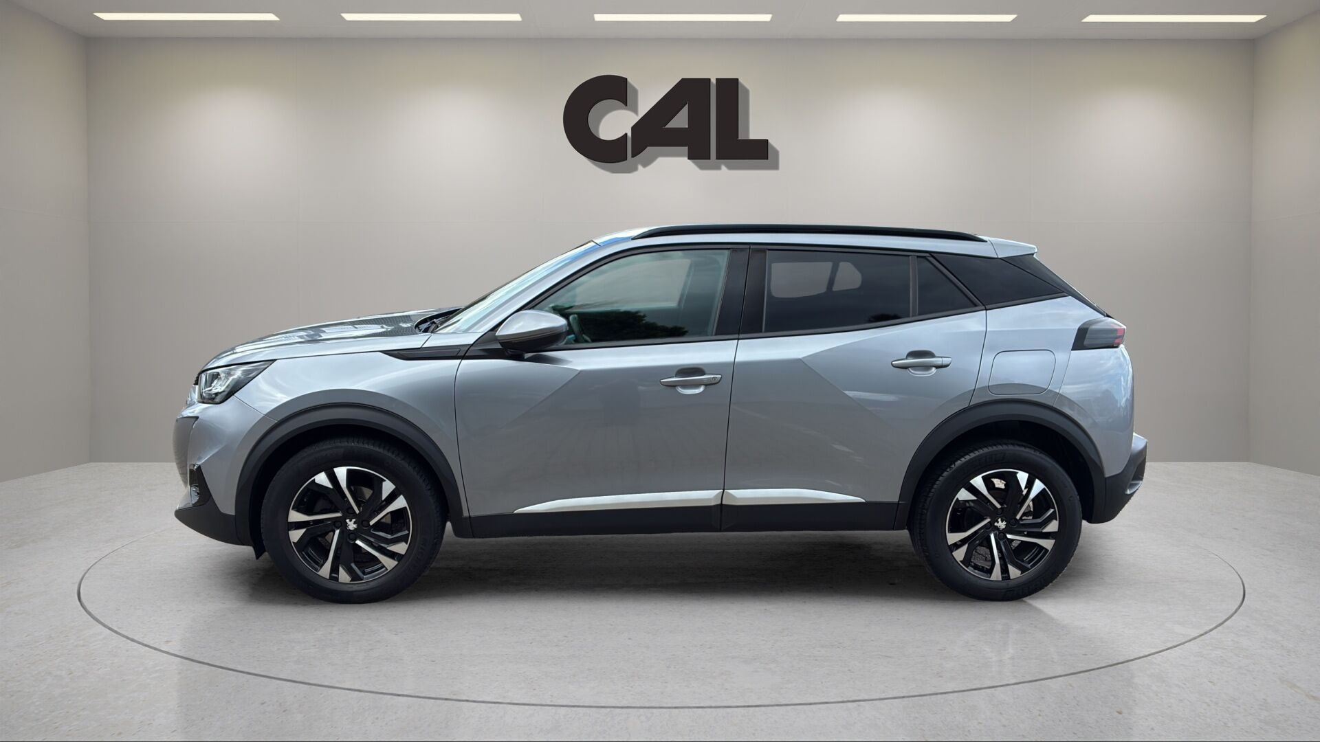 Sølv Peugeot 2008 fra 2021