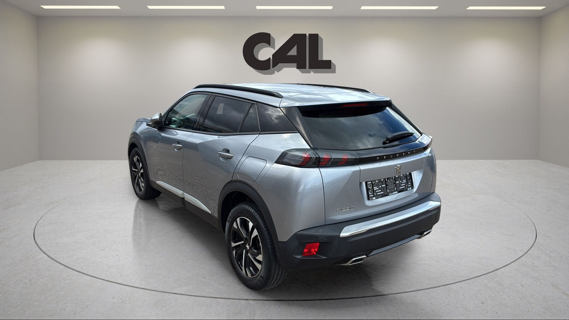 Sølv Peugeot 2008 fra 2021