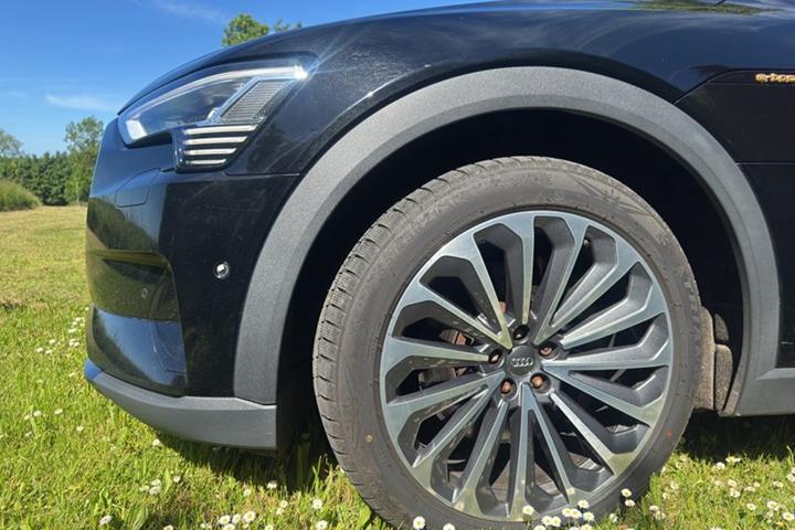 undefined Audi e-tron fra 2020