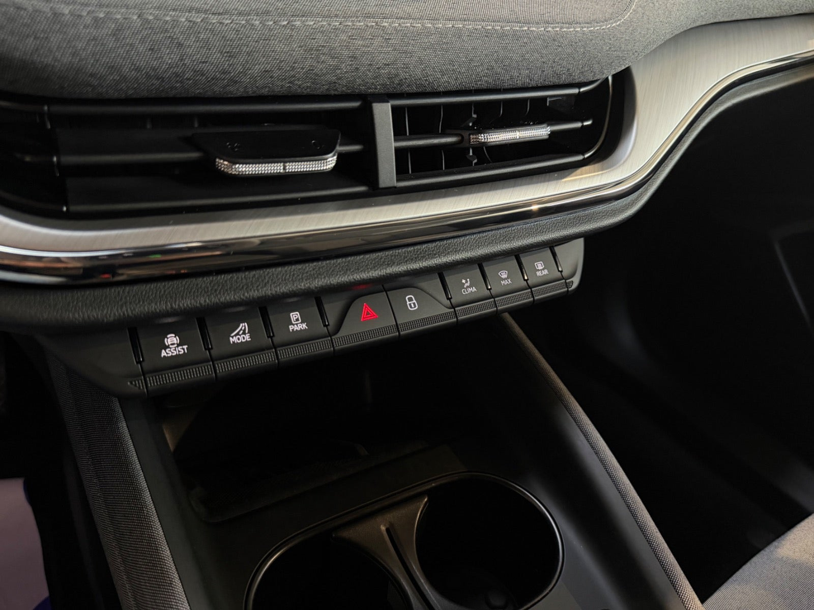 Sort Skoda Enyaq fra 2025