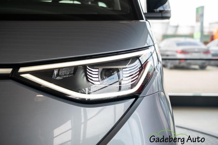 Grå VW ID.Buzz fra 2023