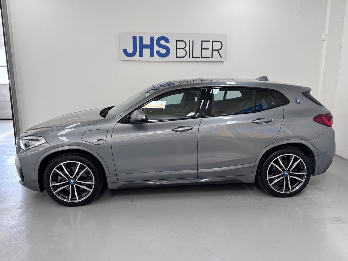 Grå BMW X2 fra 2021