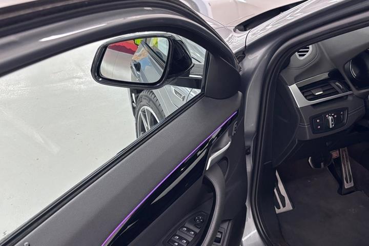 Grå BMW X2 fra 2021