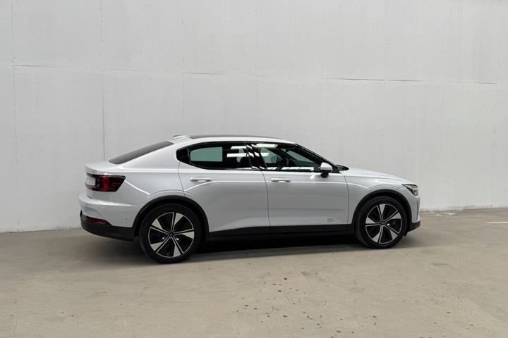 Hvid Polestar 2 fra 2023