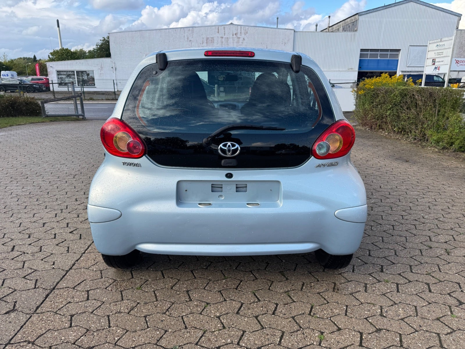 Rød Toyota Aygo fra 2007