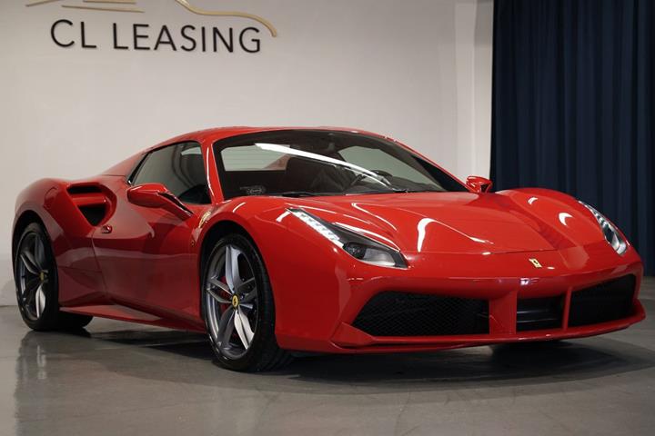 Rød Ferrari 488 Spider fra 2016