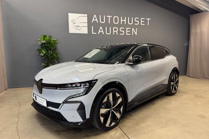 Grå Renault Megane E-Tech fra 2022