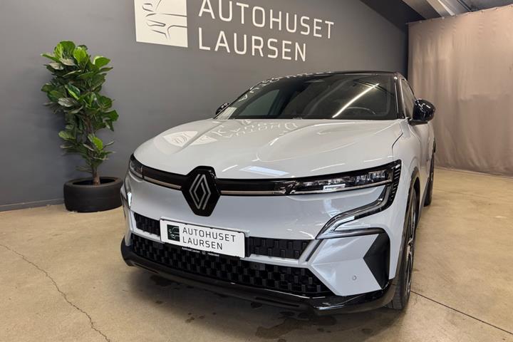 Grå Renault Megane E-Tech fra 2022