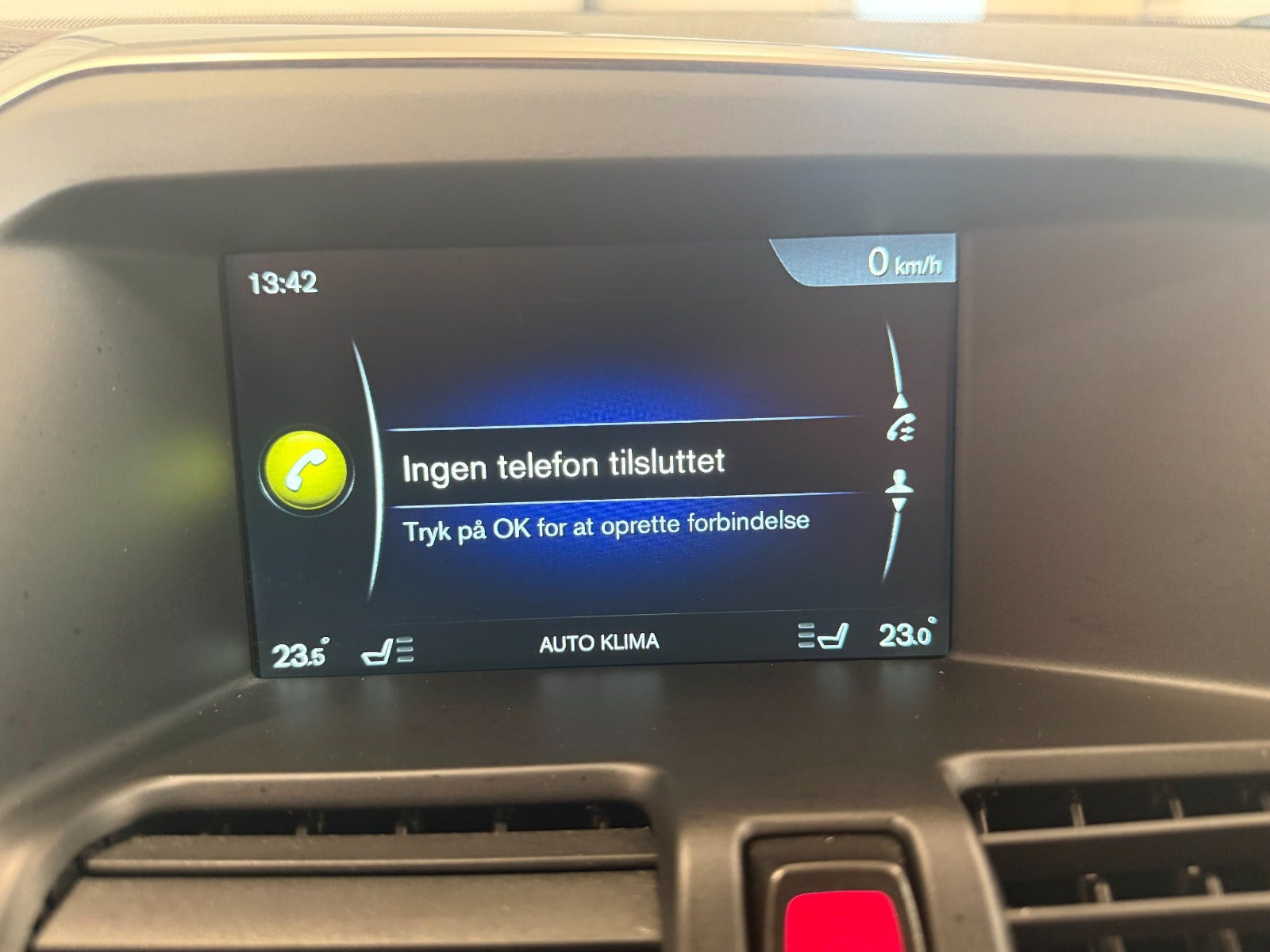 Hvid Volvo XC60 fra 2014