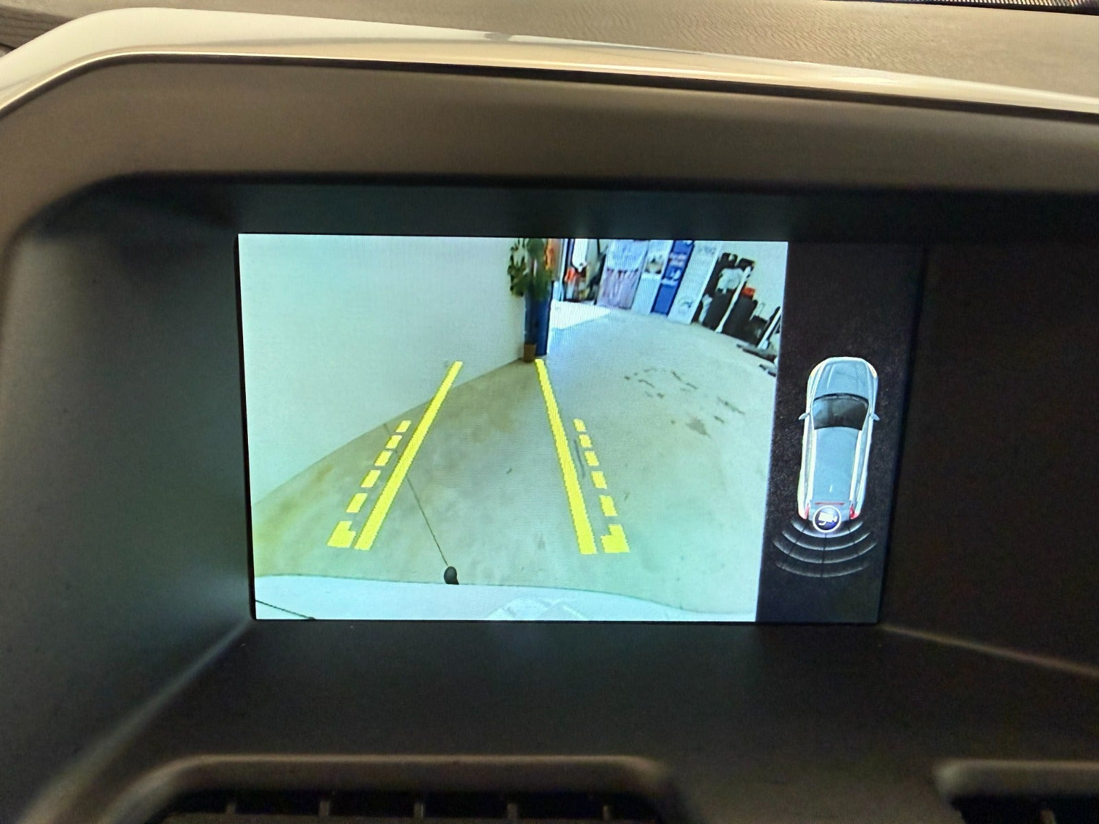 Hvid Volvo XC60 fra 2014