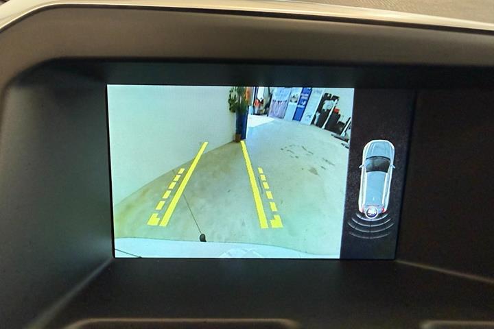 Hvid Volvo XC60 fra 2014