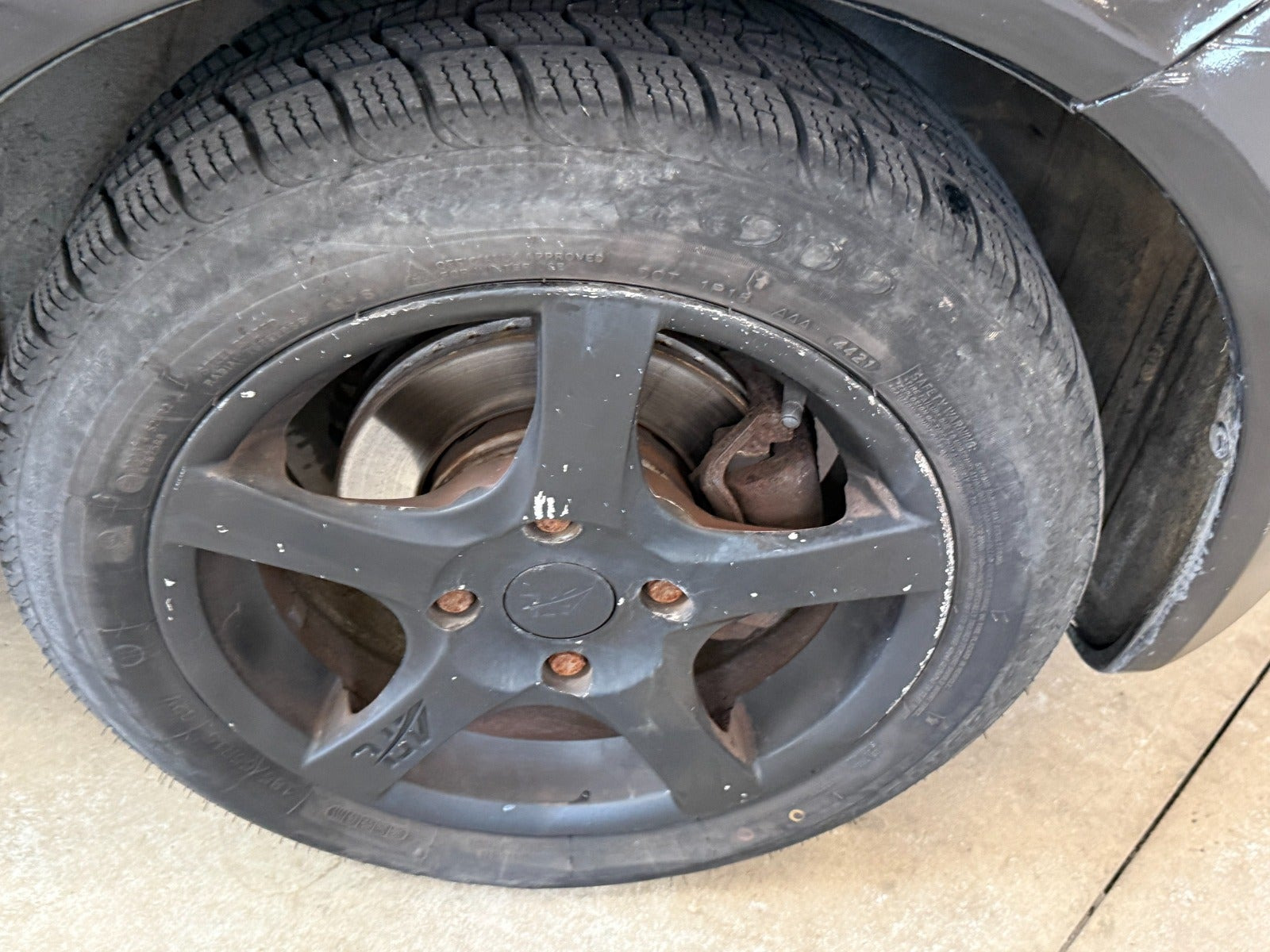 Sort Mitsubishi Colt fra 2008