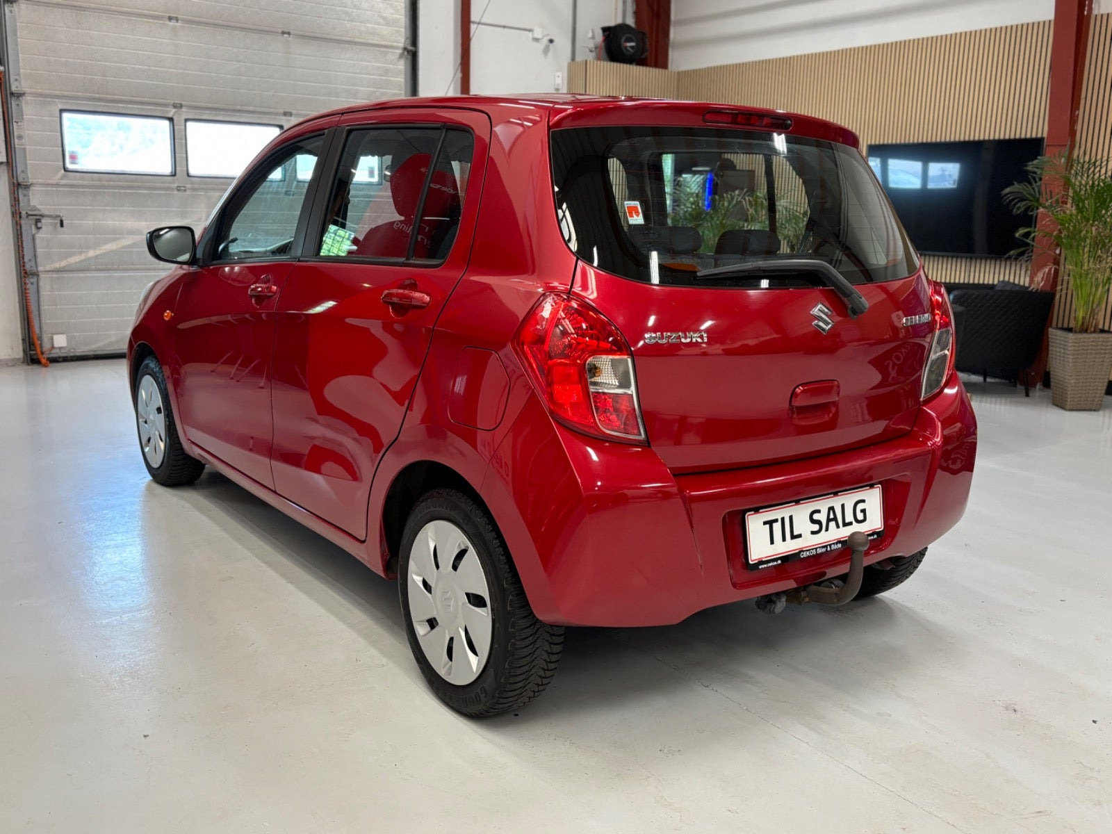 Rød Suzuki Celerio fra 2019