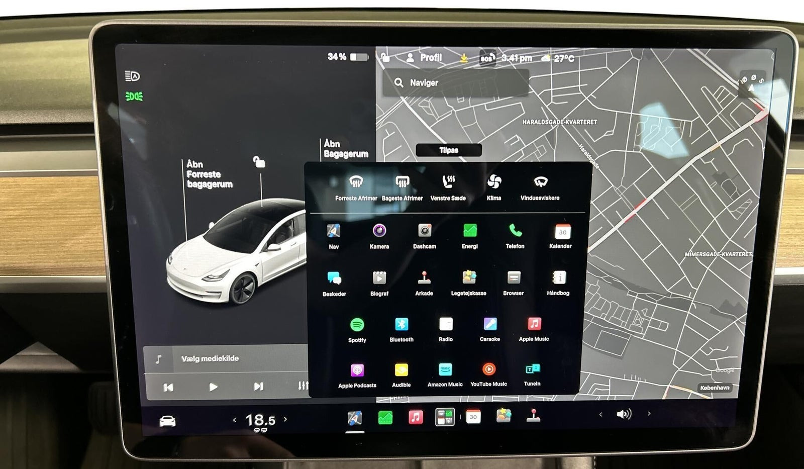 Hvid Tesla Model 3 fra 2021