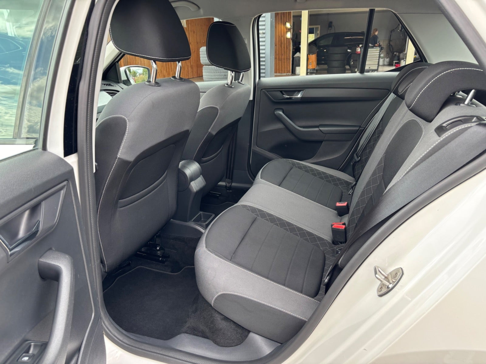 Hvid Skoda Fabia fra 2020
