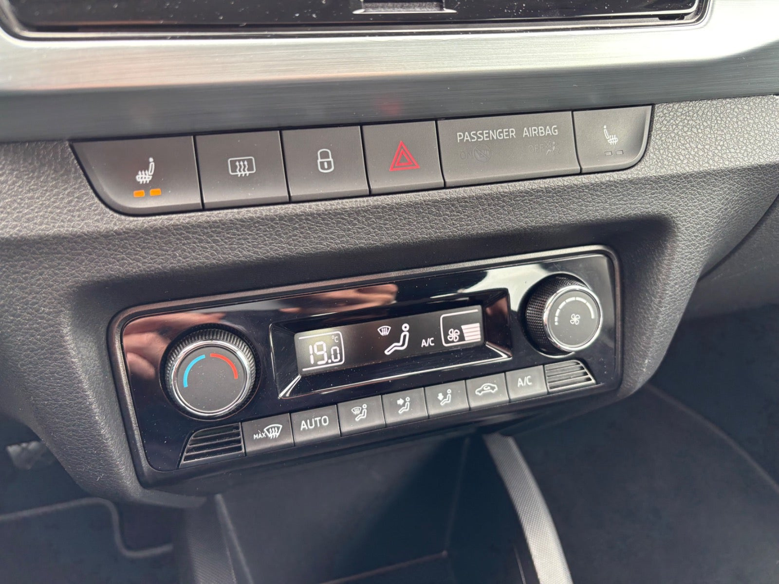 Hvid Skoda Fabia fra 2020