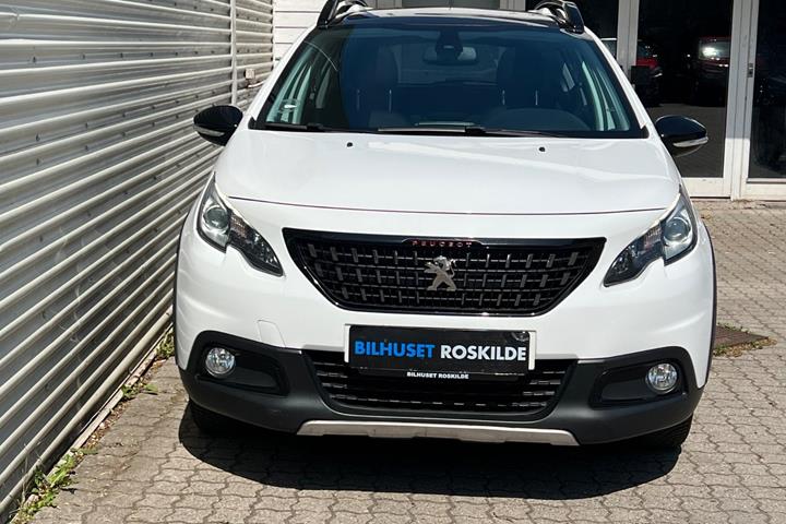 Hvid Peugeot 2008 fra 2018