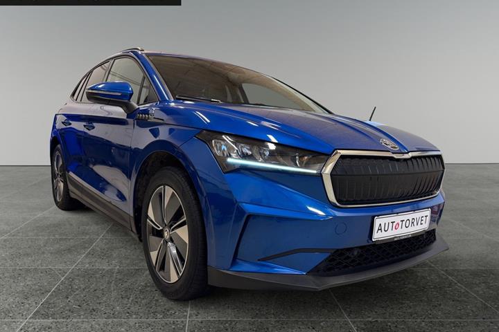 Blå Skoda Enyaq fra 2022