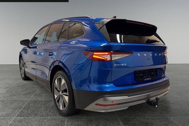 Blå Skoda Enyaq fra 2022