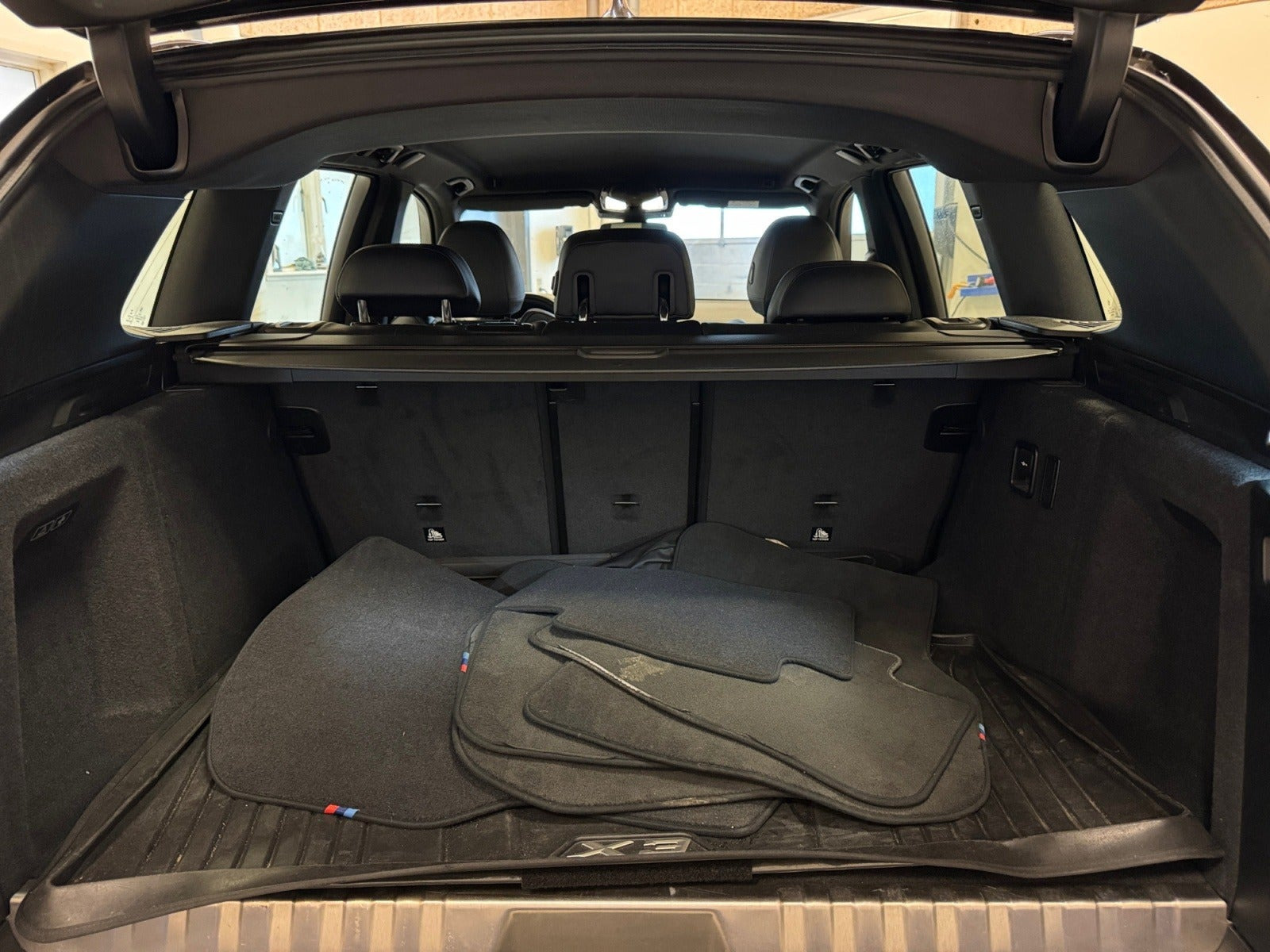 Sort BMW X3 fra 2021