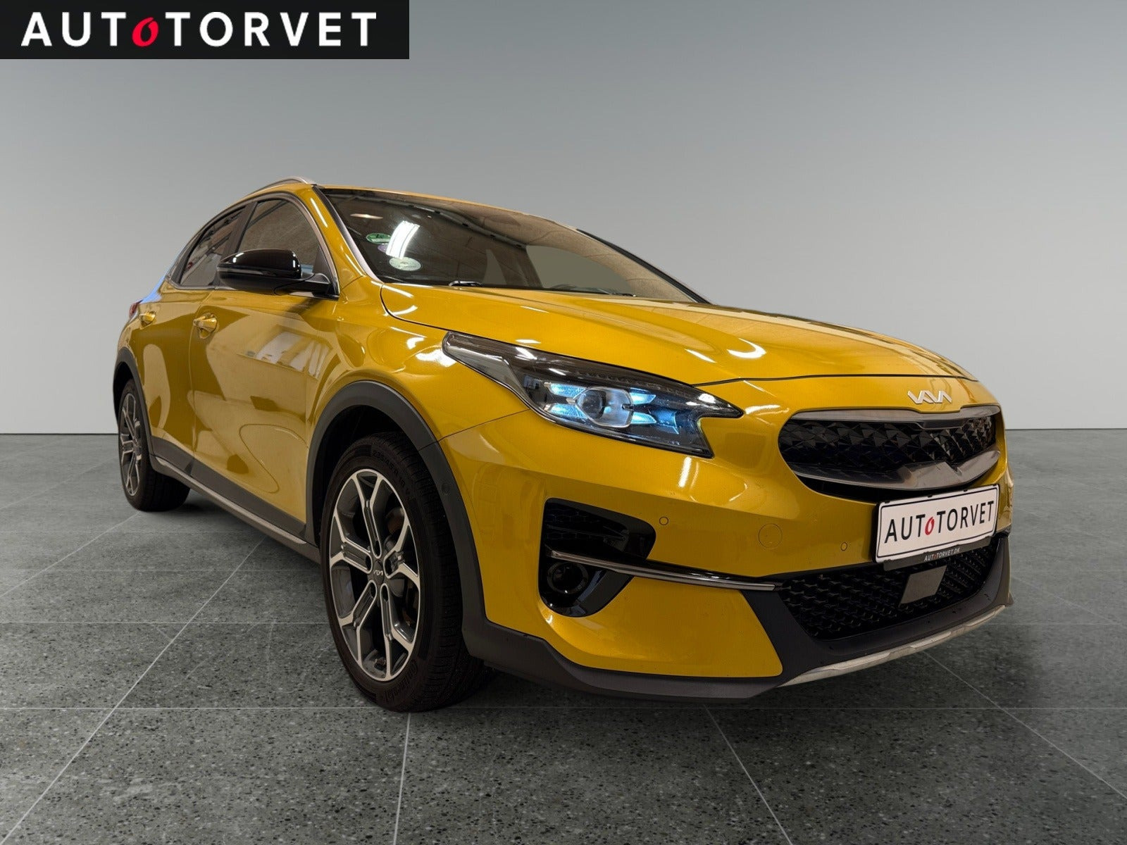 Gul Kia XCeed fra 2022