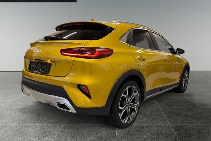 Gul Kia XCeed fra 2022