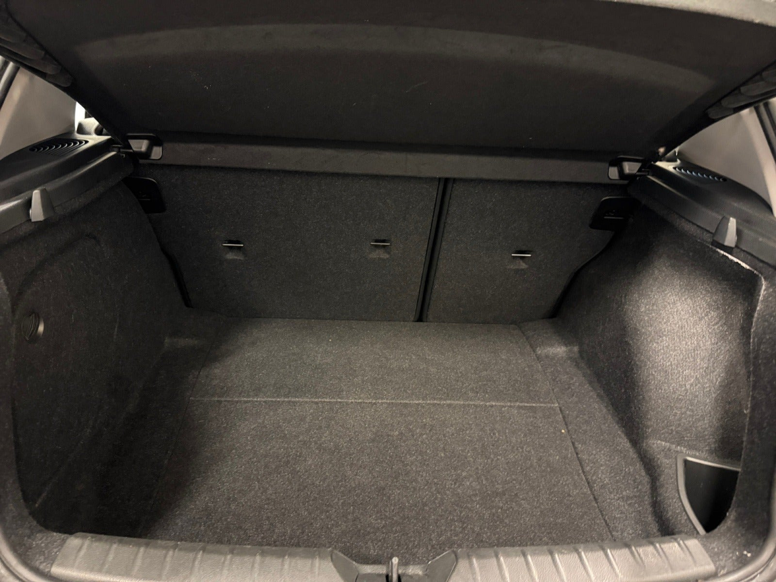 Sort BMW 118d fra 2018