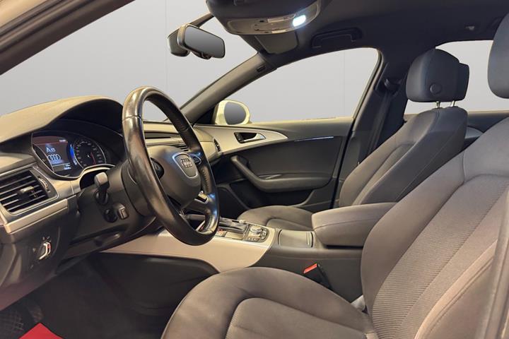 Hvid Audi A6 fra 2016