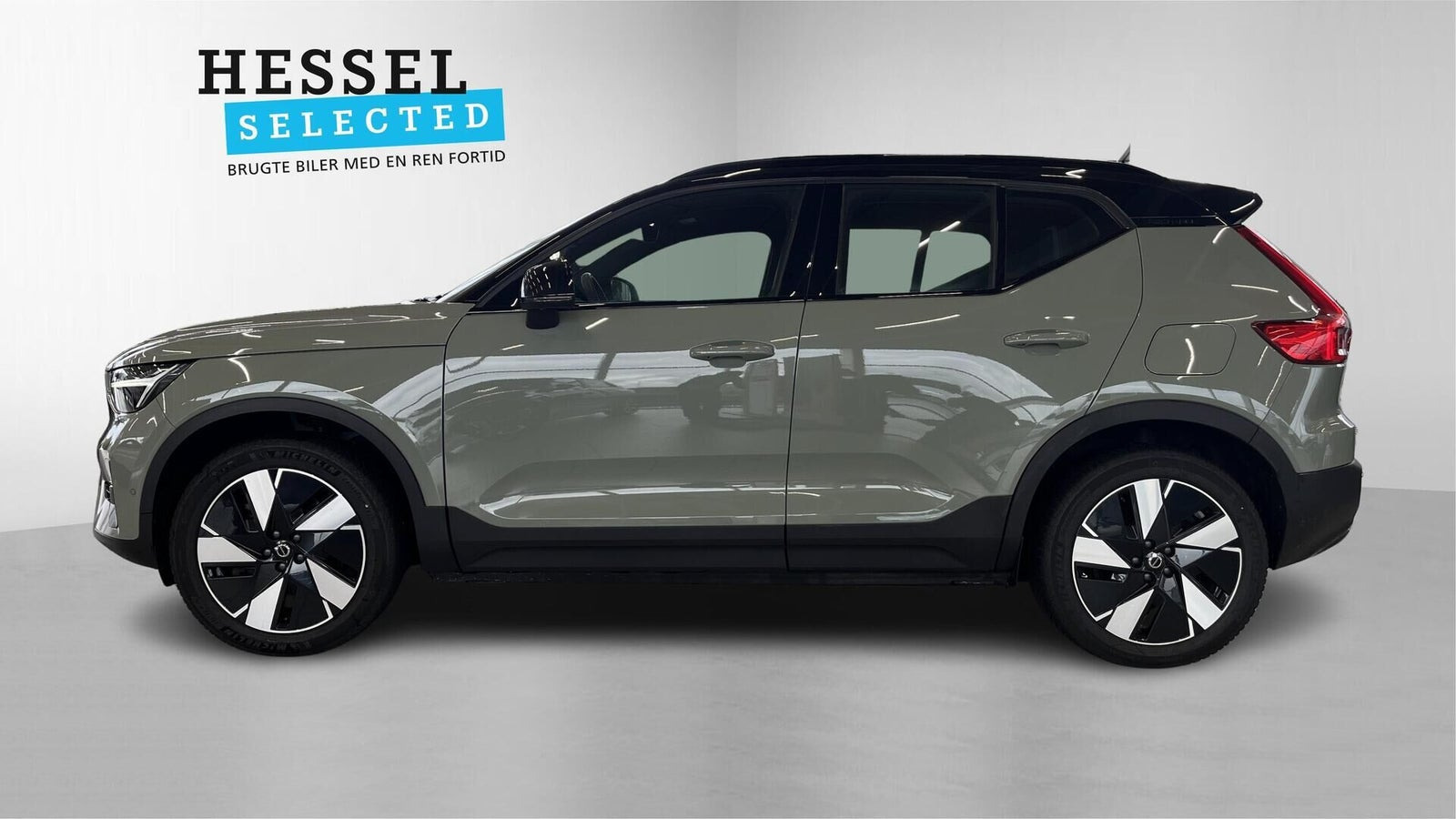 Grøn Volvo XC40 fra 2023